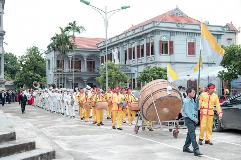 Nhà Thờ Đinh Xá