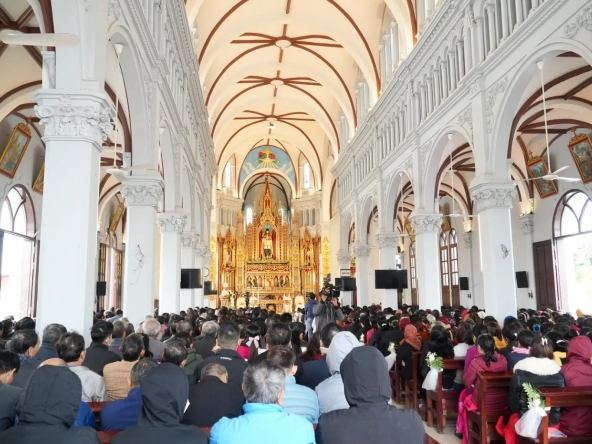 Nhà Thờ Giáo Xứ Long Đầm