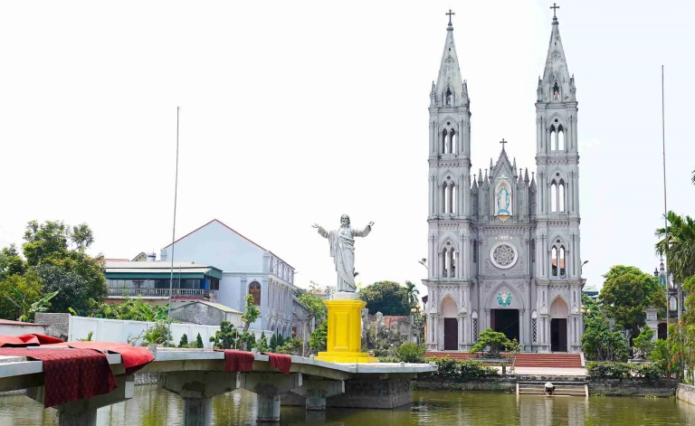 Nhà Thờ Giáo Xứ Thượng Trang