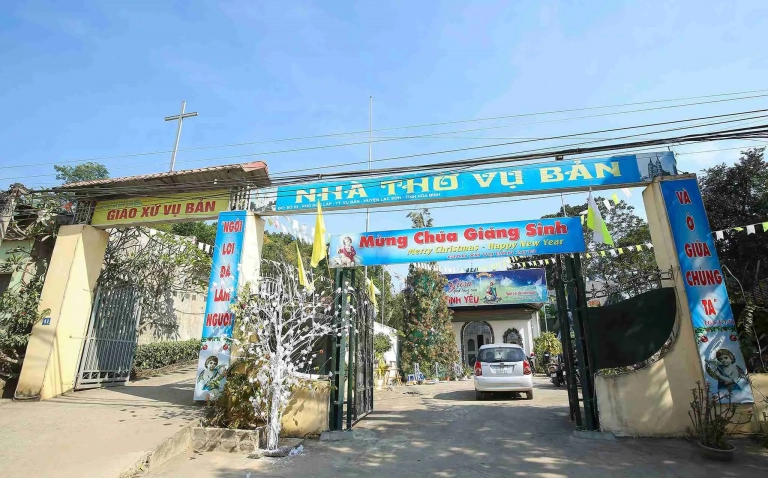 Nhà Thờ Giáo Xứ Vụ Bản
