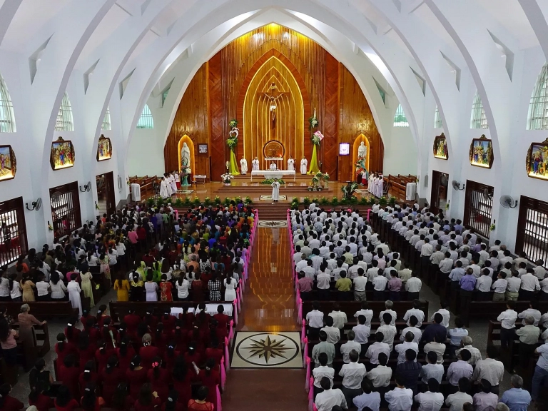 Nhà Thờ Bạch Lâm