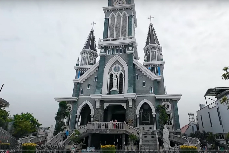 Nhà Thờ Đức Mẹ Hằng Cứu Giúp (Gia Kiệm, Đồng Nai)
