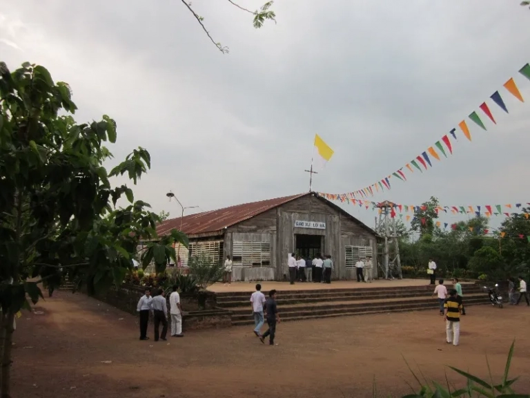 Nhà Thờ Lợi Hà