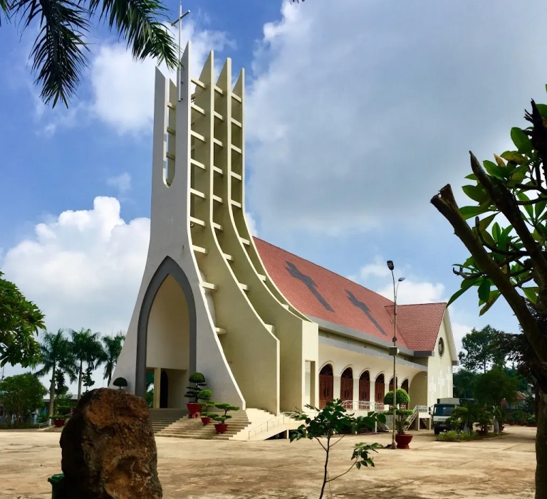 Nhà Thờ Bình Lộc – GP. Xuân Lộc