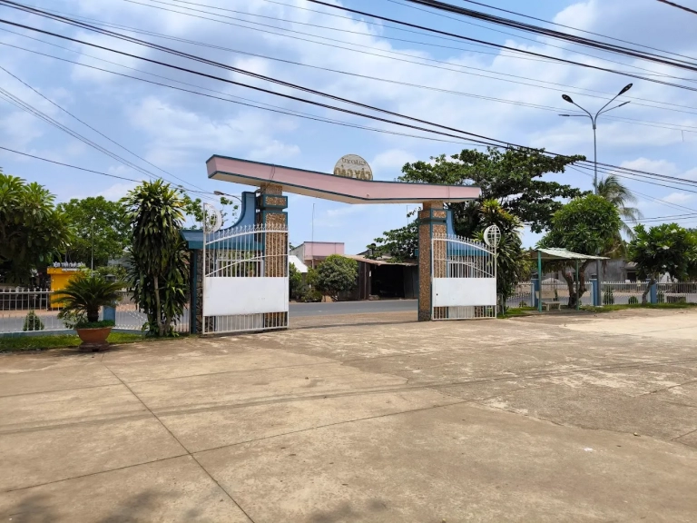 Nhà Thờ Cây Gáo (Hiển Linh)