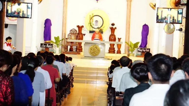 Nhà Thờ Mẫu Tâm – Giáo phận Xuân Lộc