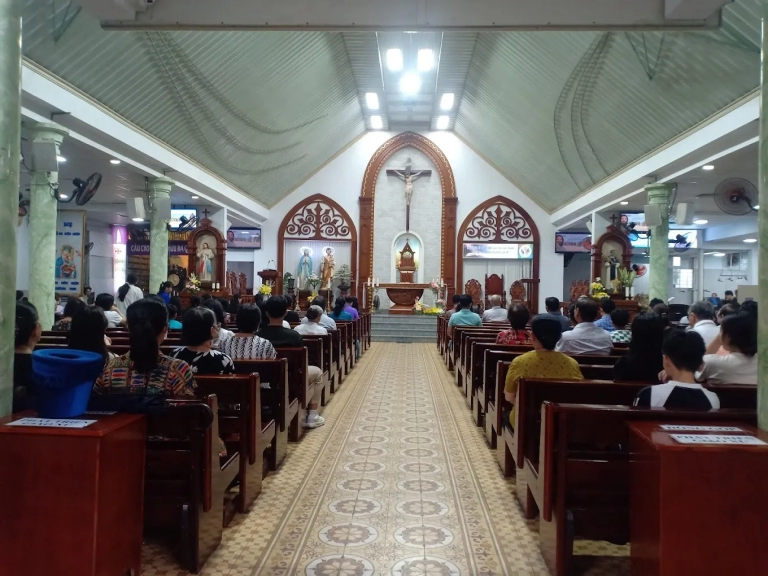 Giờ lễ Nhà Thờ Thánh Martino Quận Tân Phú